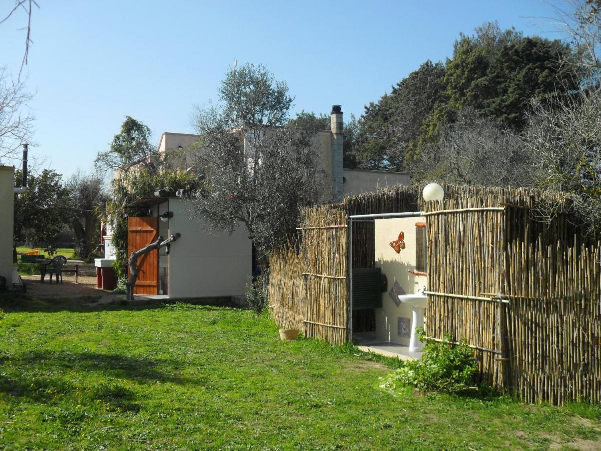 Camping Terreno-Ro-Bi-Li Hotel Cutrofiano Eksteriør billede