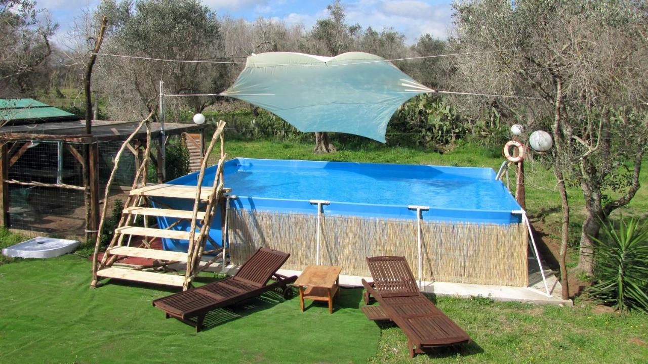 Camping Terreno-Ro-Bi-Li Hotel Cutrofiano Eksteriør billede